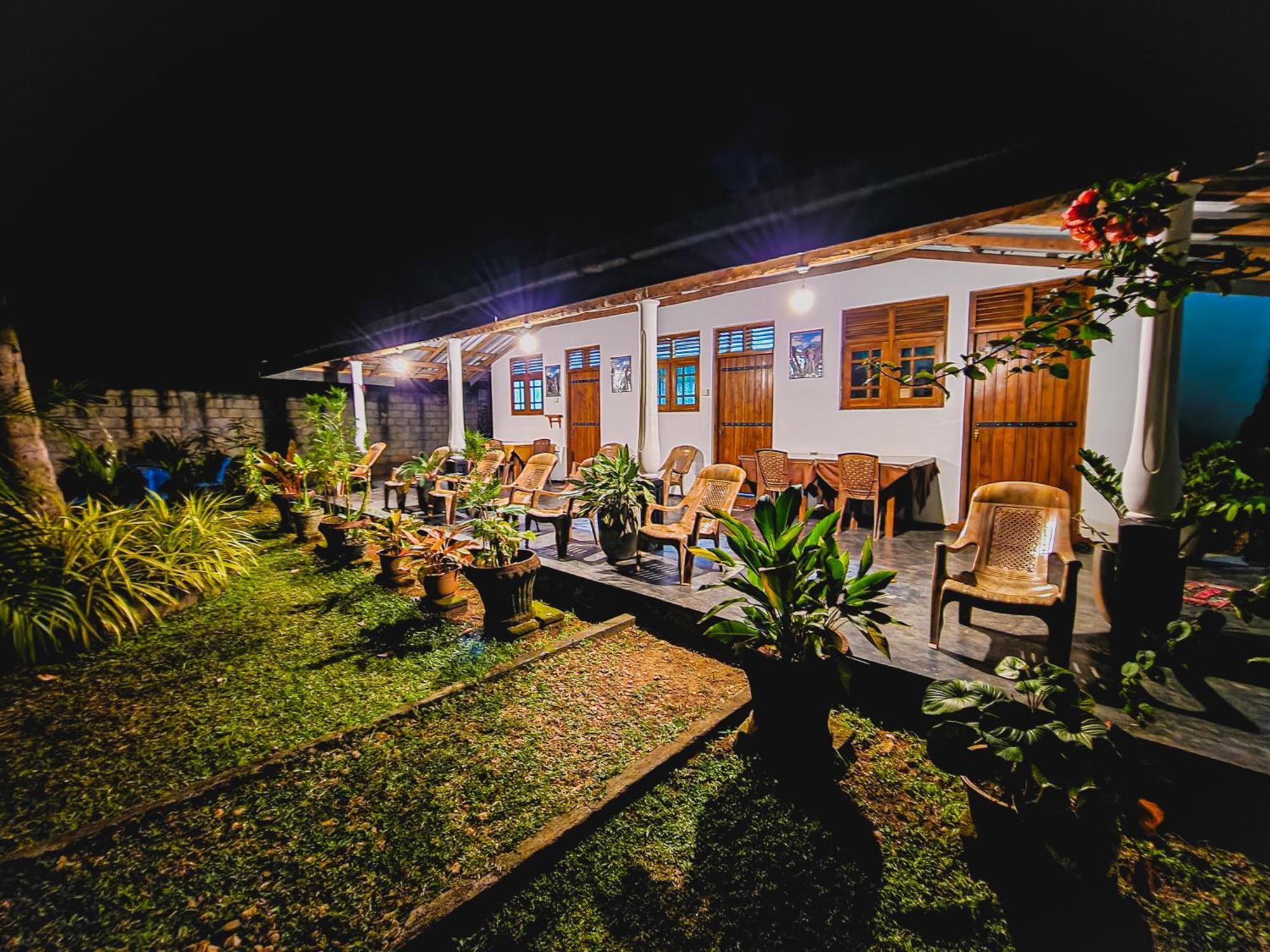 Secret River Side Safari Lodge Удавалаве Экстерьер фото